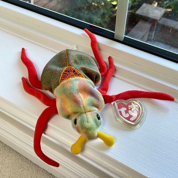 scurry the beetle Ty beanie baby 2000 excellent condition with all tags attached - Picture 1 of 5